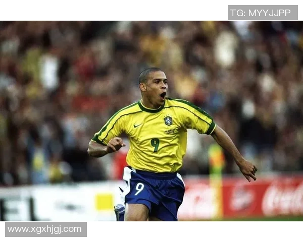 前几年的足球明星回顾与影响力分析探讨 前几年的足球明星回顾与影响力分析探讨