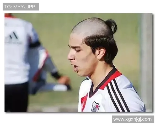 发型张扬的足球明星们如何用独特造型展现个性与风格 发型张扬的足球明星们如何用独特造型展现个性与风格